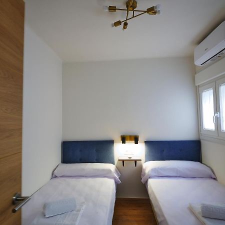 Leo Home- Bright & Centric 3 Bedrooms Apartment With Private Parking Included Malaga Bagian luar foto