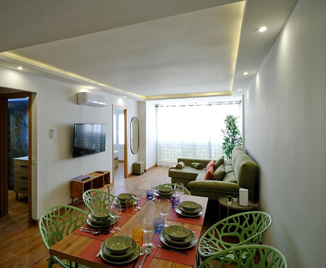 Leo Home- Bright & Centric 3 Bedrooms Apartment With Private Parking Included Malaga Bagian luar foto